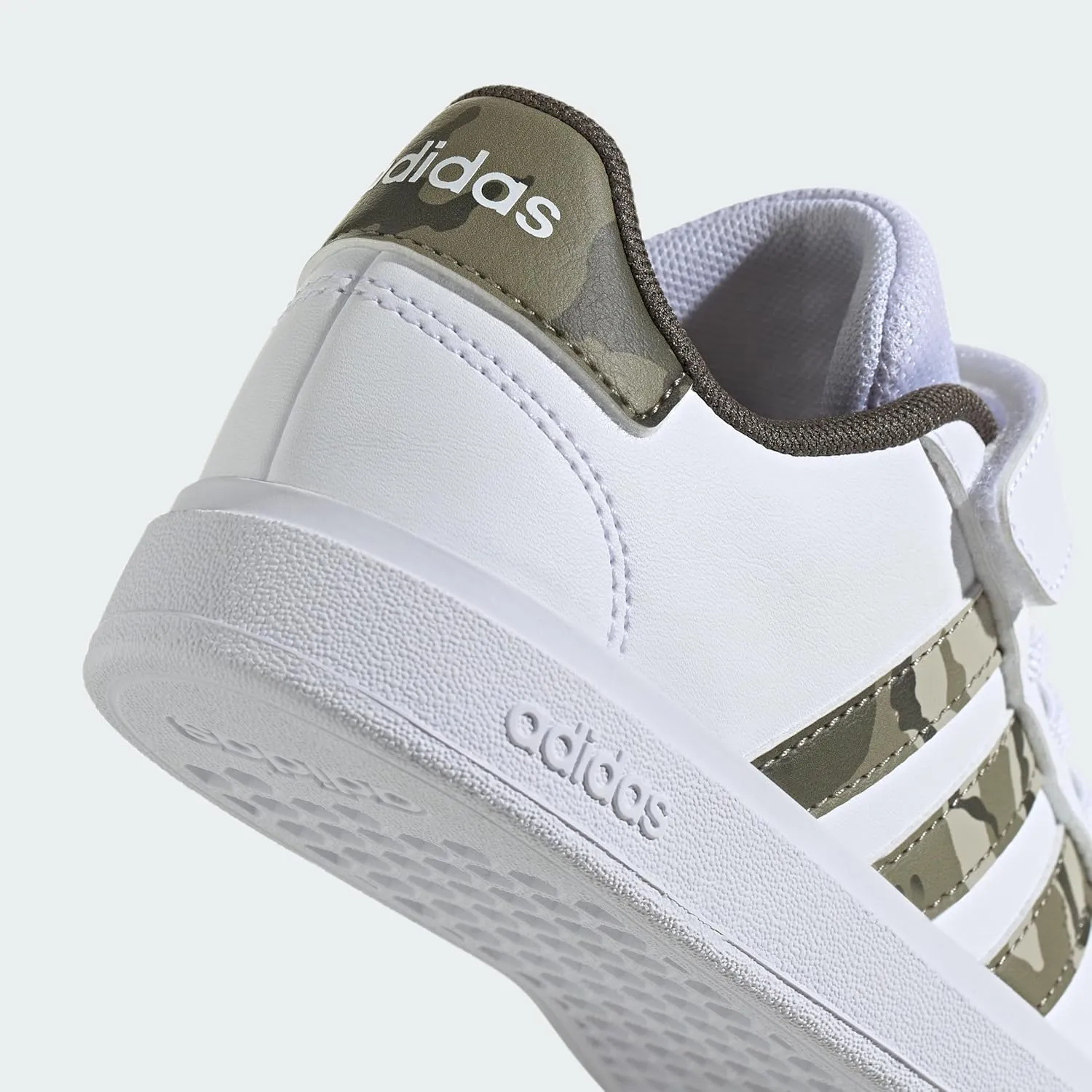 adidas Unisex-Child Grand Court 2.0 Elastic Lace Sneaker