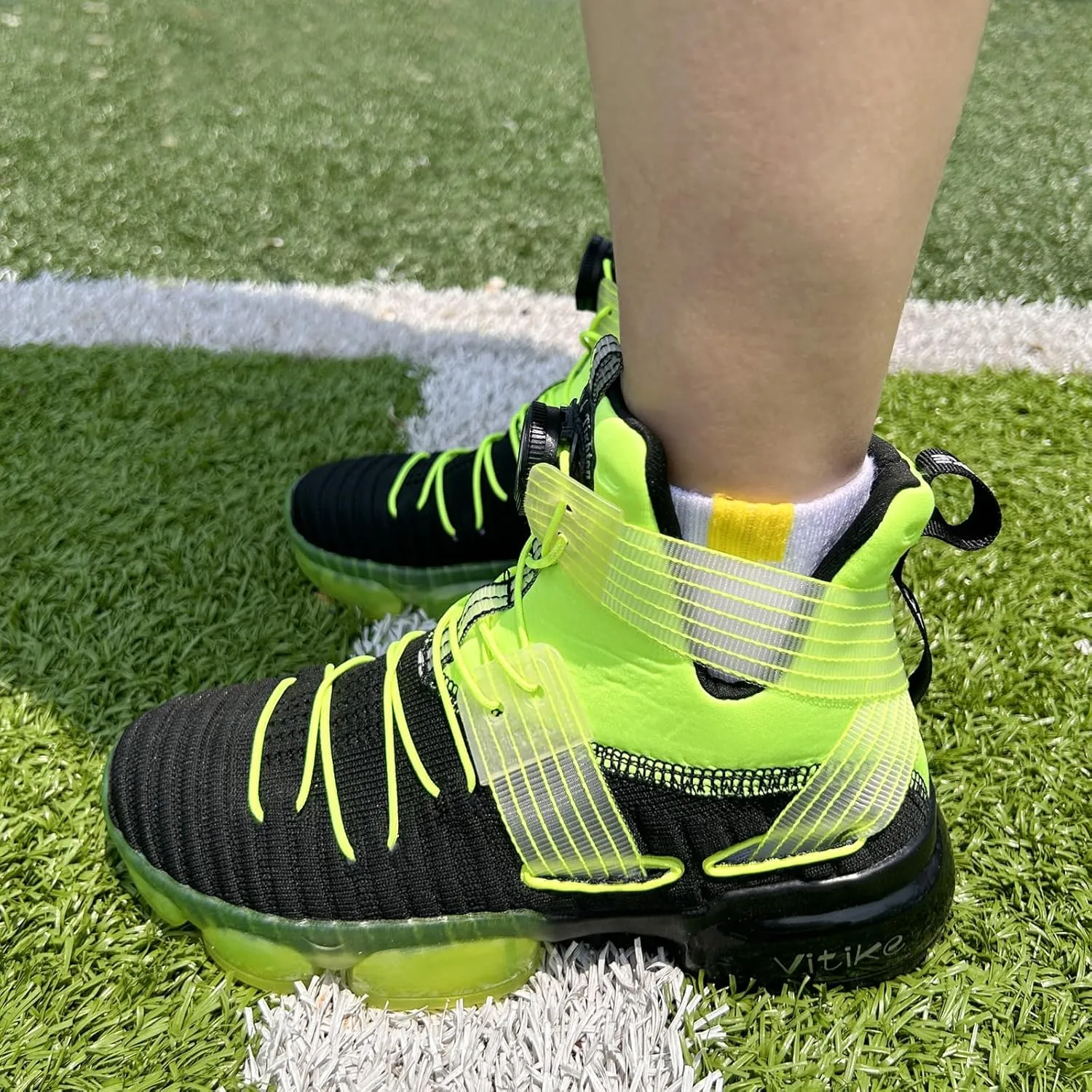 Boys Girls Sneakers Lightweight Tennis Running Walking Athletic Sports Casual Shoes