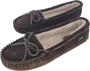 Clarks Women's Suede Bowknot Moccasin Slippers, LB0340 - Fuzzy Indoor/Outdoor Close Back Slip-Ons with Faux Fur Lining & Non-Slip Outsole - Women's Comfy Loafers for Driving Lounging & More, Dk.
