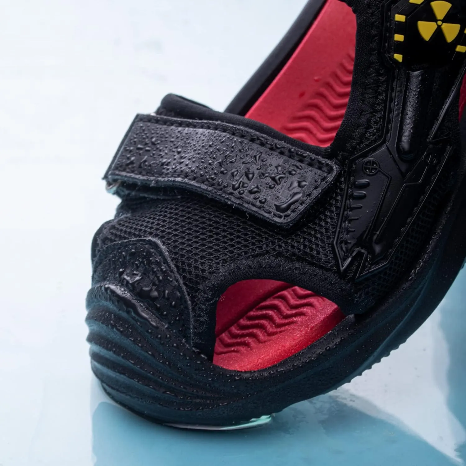 Closed Toe Sandals for Boys and Girls for Active Play and Activities; Adjustable Hook and Loop Straps, Breathable Mesh Upper, Comfortable and Thick Non-Slip Sole; Boys Sandals for Beach, Pool, Bikes, Walking