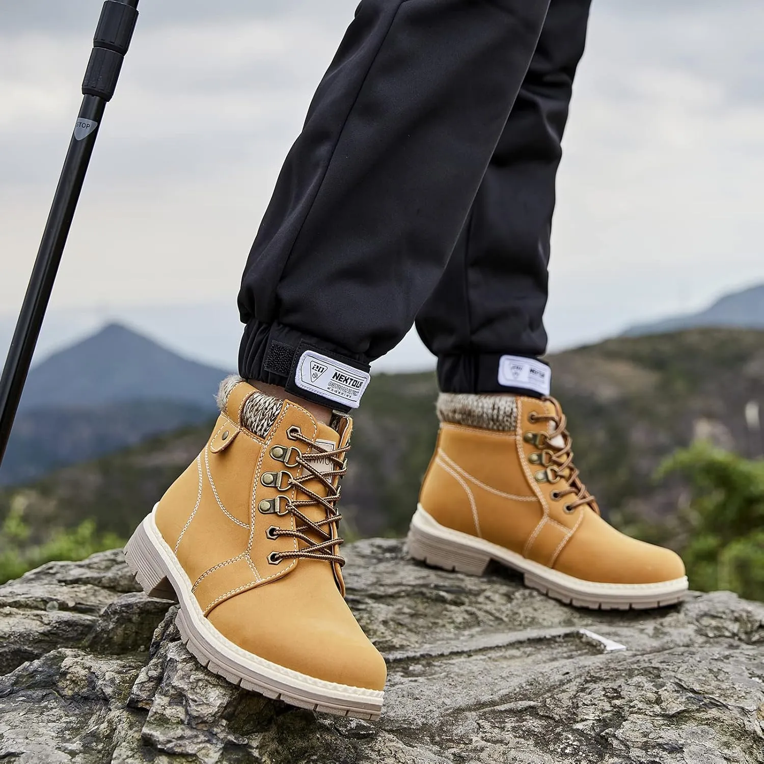COTTIMO Snow Hiking Winter Boots for Women - Casual Brown Combat Work Boot - Non-slip Fur-Lined Ankle Boots - Fashion Boots Waterproof Leather Shoes