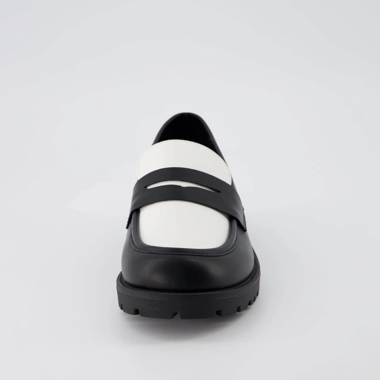 CUSHIONAIRE Women's Reggio Black/White Slip on Loafer  Memory Foam, Wide Widths Available
