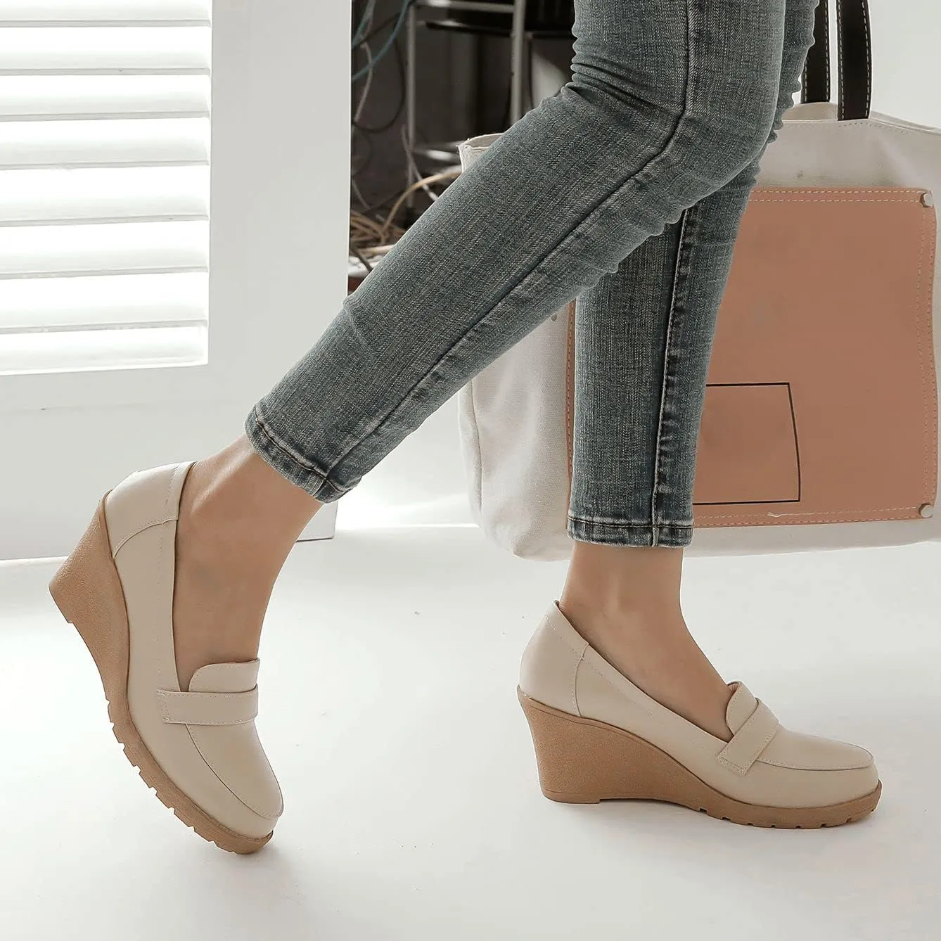 Elbslutt Women's Wedge Loafers Platform Slip On Round Toe Heels Pumps Comfort Uniform Shoes