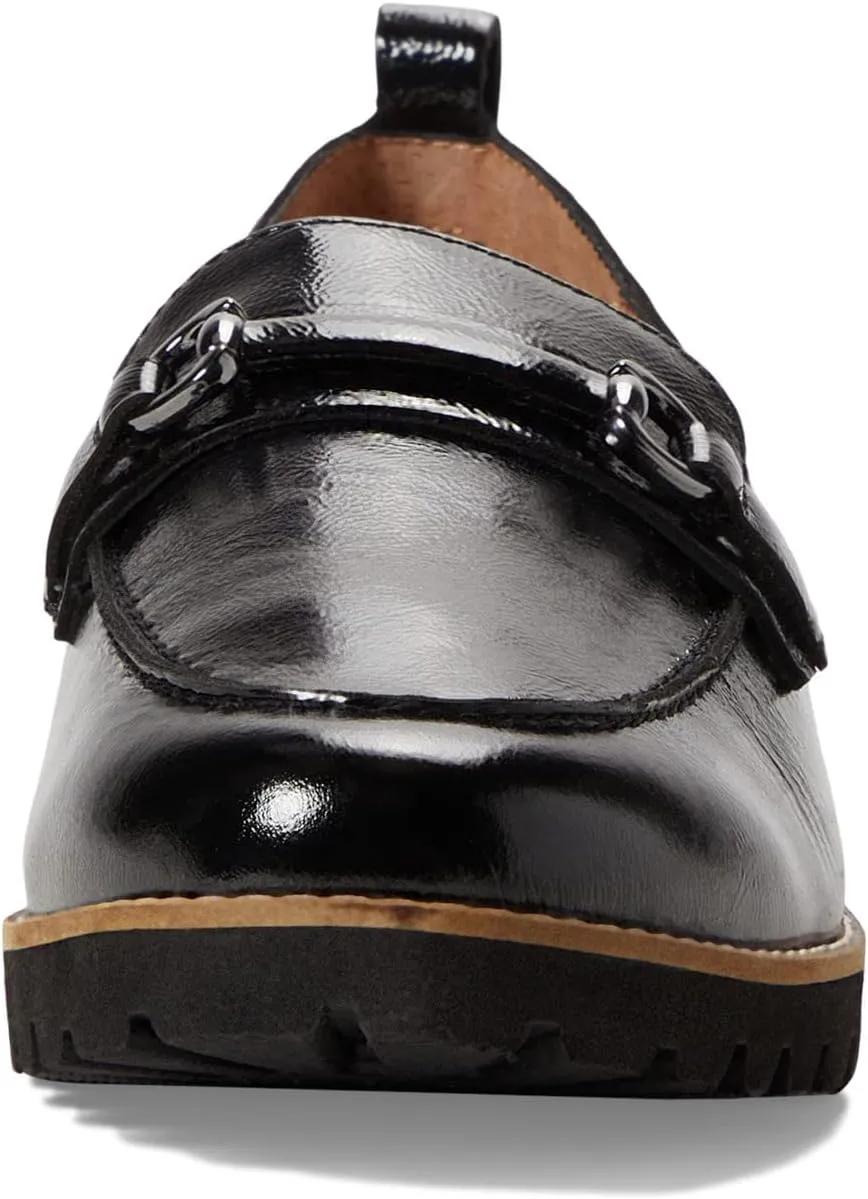 Gentle Souls by Kenneth Cole Women's Eugene Lug Bit Loafer