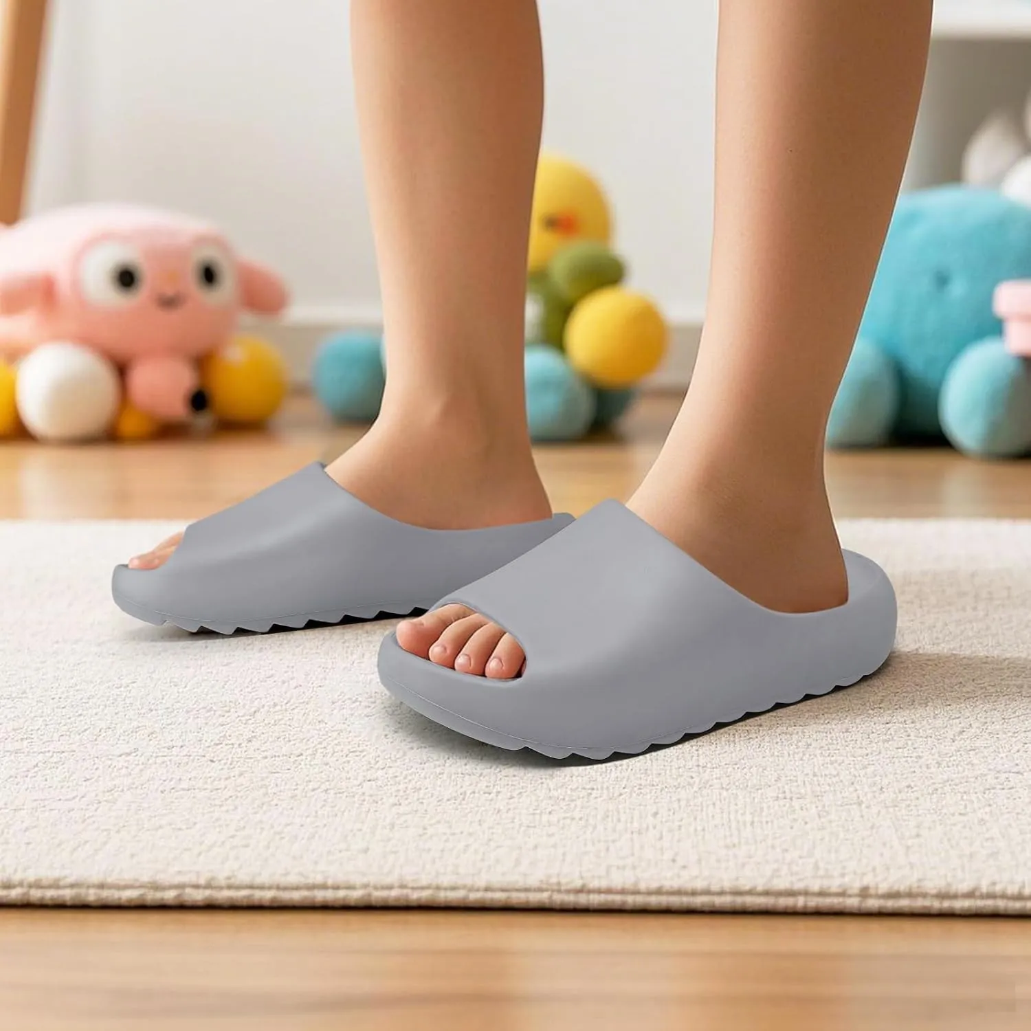 Kids Cloud Slides Slippers For Girls Boys,Pillow House Slippers Non-Slip Super Soft Quick Drying Shower Cushioned Slides Bathroom Thick Sole Sandals Indoor Outdoor Slippers