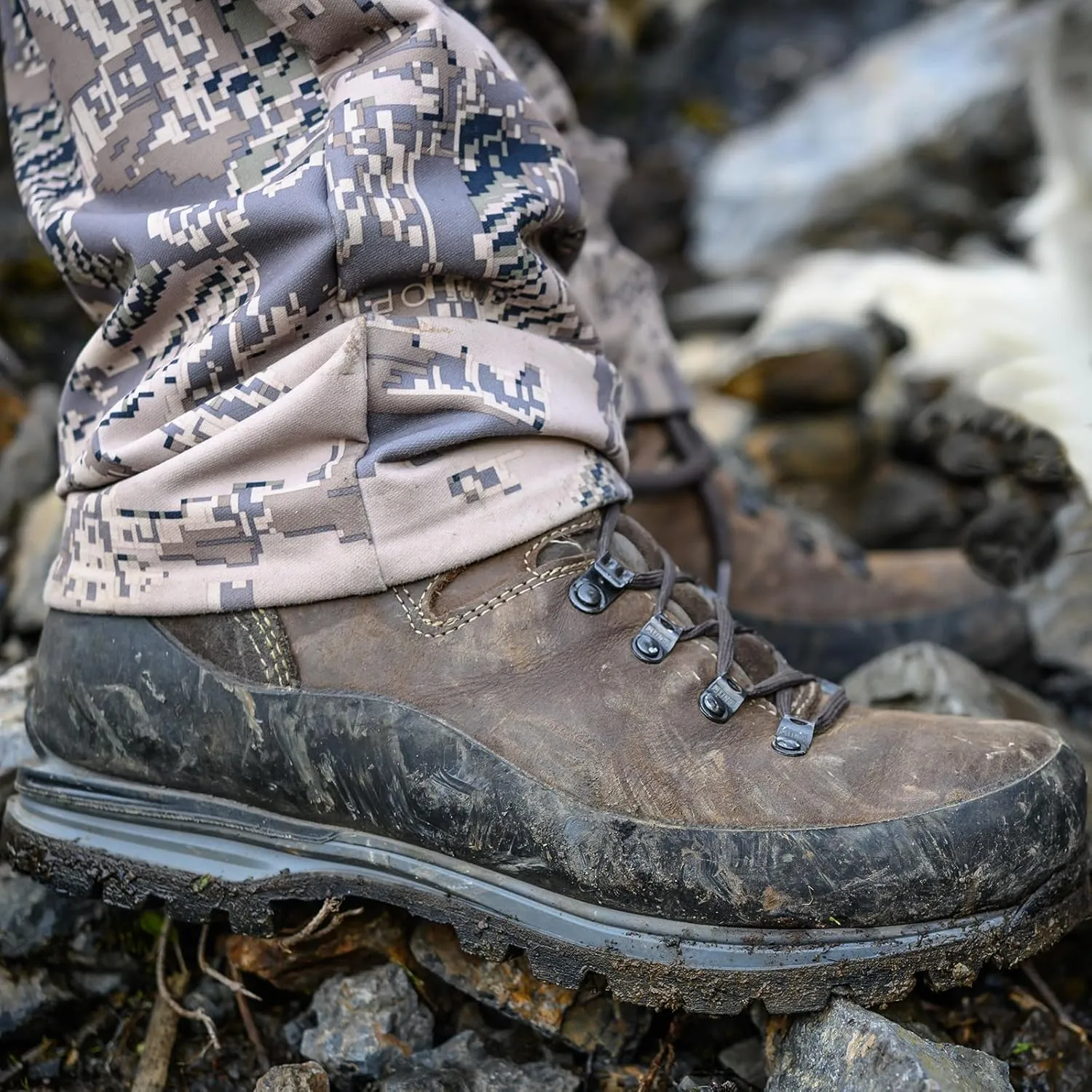 Meindl Men's MFS-Vakuum Hunter | Gore-Tex Waterproof Uninsulated Hunting Boot | Integrated Memory-Foam-System | Made in Germany