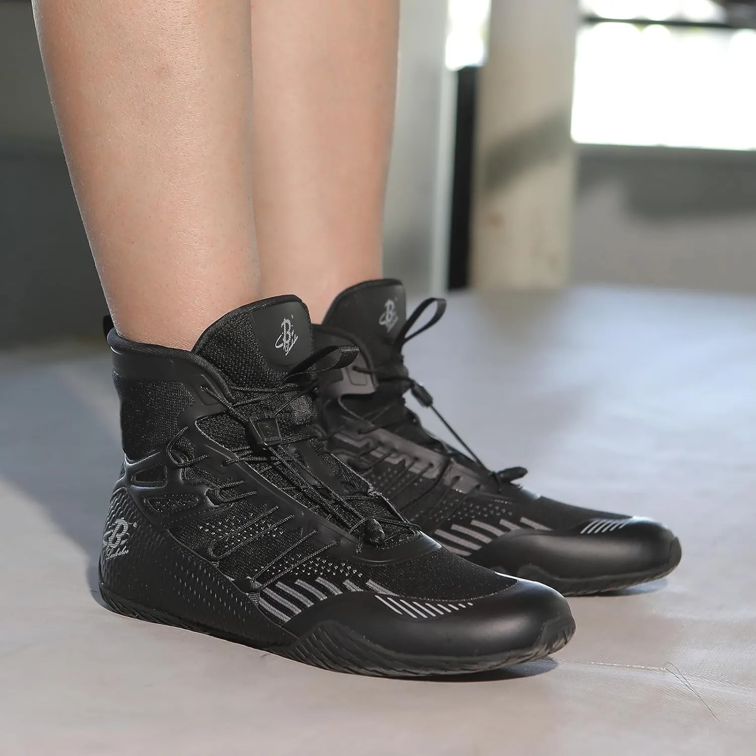 Men's Boxing Shoes Wrestling Shoes High Top Fitness Sneakers Fighting Shoes LS508