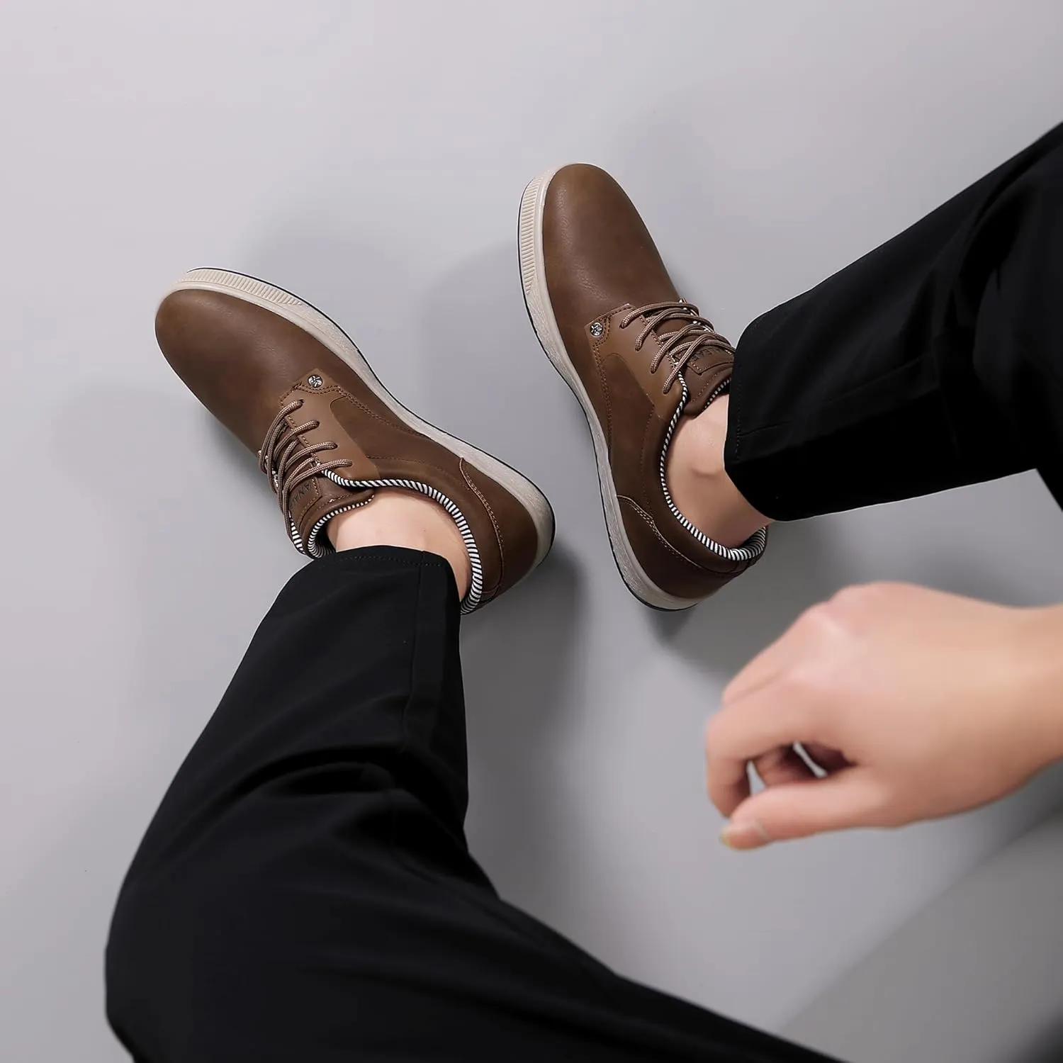 Mens Casual Oxfords Fashion Sneakers Soft Comfortable Lace-Up Dress Shoes