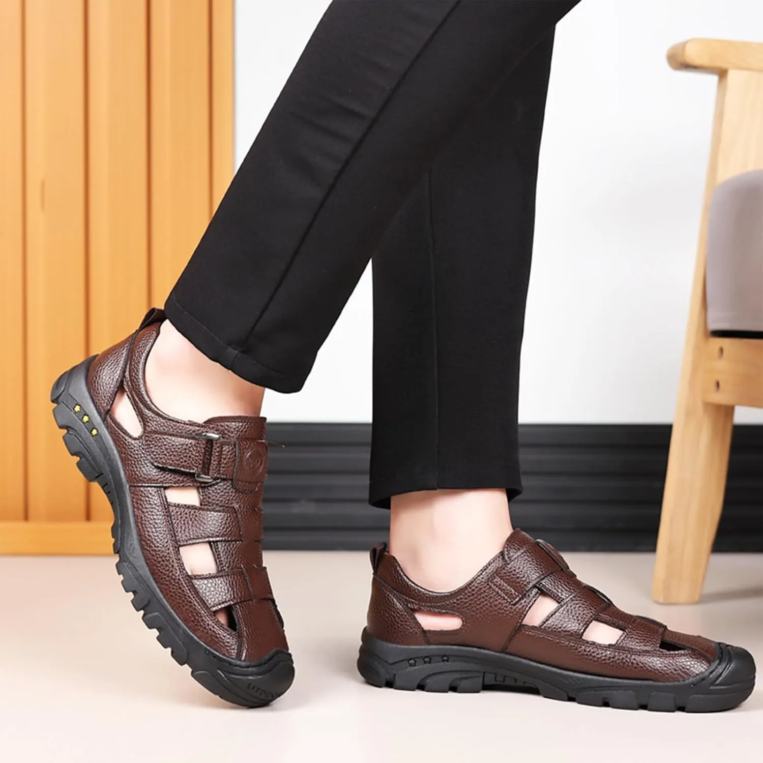 Men's Genuine Leather Fisherman Sandals Closed Toe Anti-Slip Platform Adjustable Hook & Loop Strap Summer Hollow Sandals for Casual Outdoor Travel