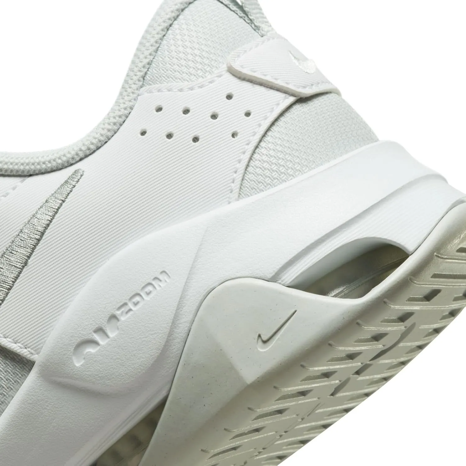 Nike Women Low-Top Sneakers