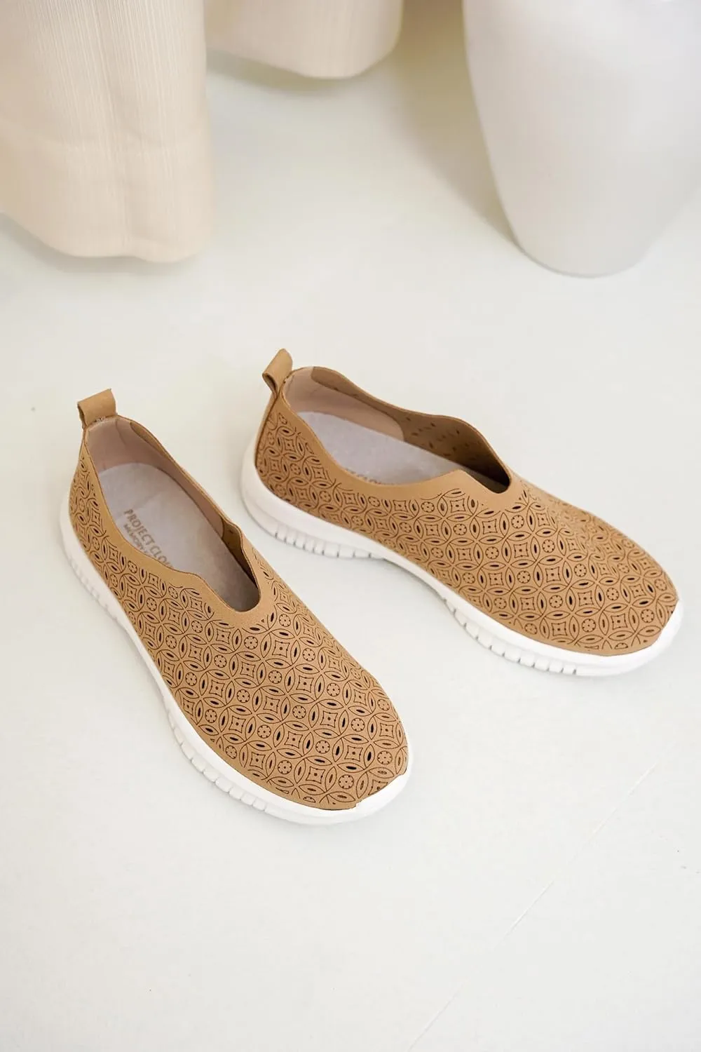 Project Cloud Platform Sneakers for Women Footwear - Memory Foam Comfortable Loafers for Women Shoes - Lightweight and Non-Slip Shoes Slip on Sneakers (Orchid)