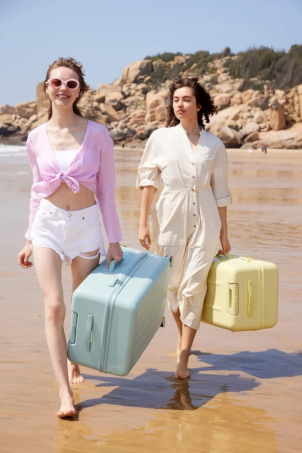 Trunk Luggage 22 Inch, Small Checked Luggage with Double Spinner Wheels, Dry Wet Separate Design, PC Hard Case Suitcase, Lightweight Travel Luggage, TSA Approved (Sky Blue, Danube)
