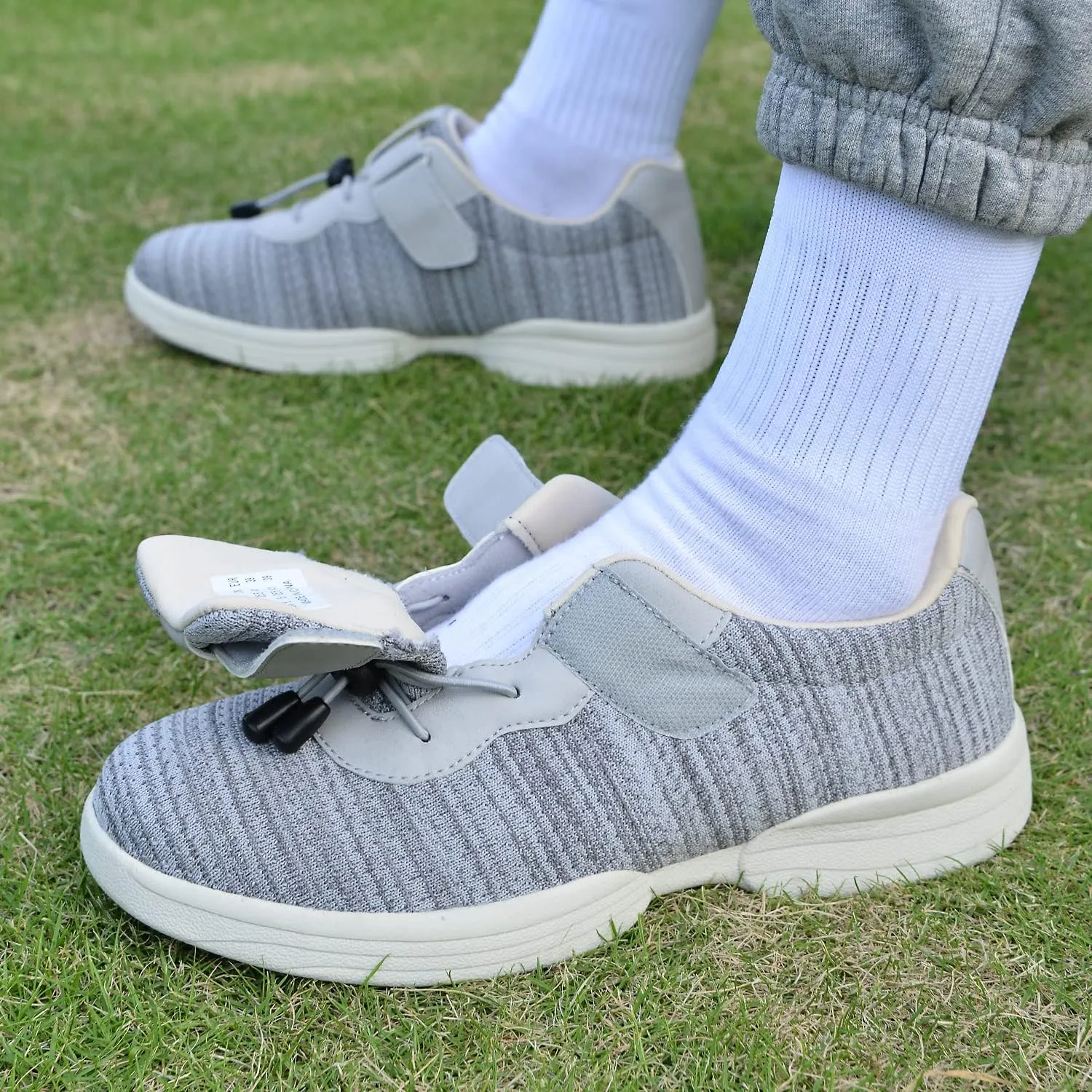 W&LESVAGO Diabetic Shoes for Women Wide Width Walking Shoes, Lightweight Non-Slip Sneakers Shoes for Swollen Feet