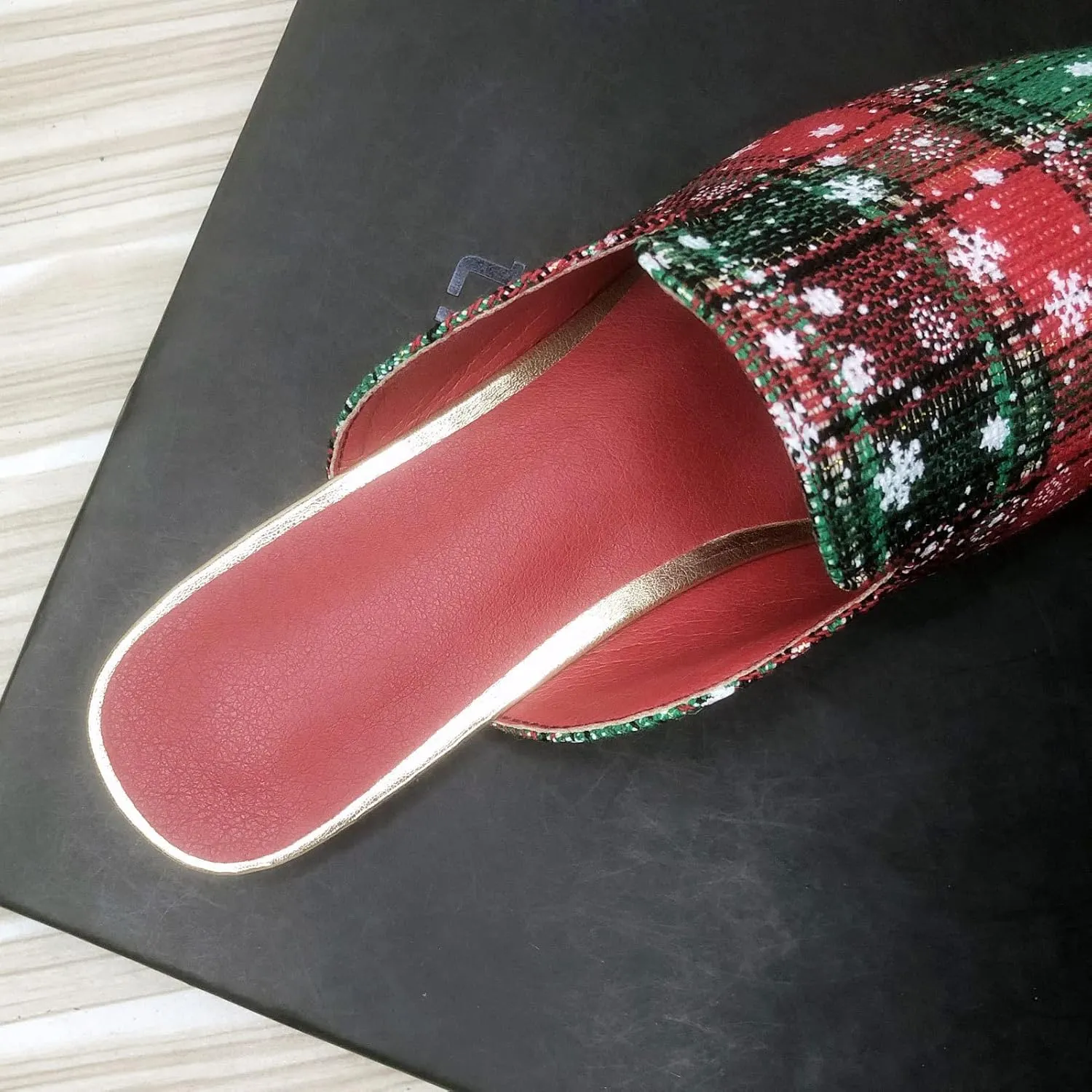 WENJIAZHIZHI Mules for Women Slip On Women's Flats Comfortable Closed Pointed Toe Backless Loafers Womens Clogs Mules
