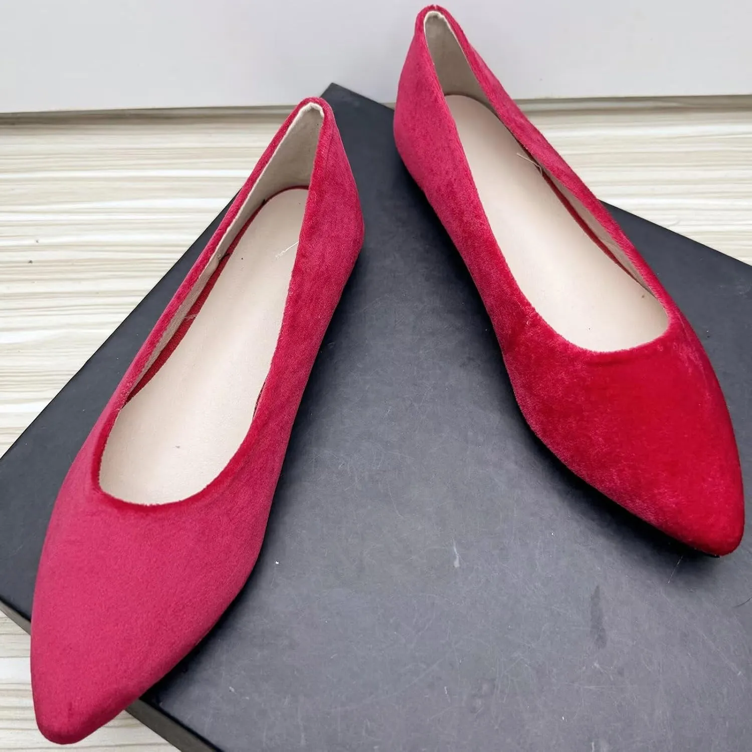 WENJIAZHIZHI Women's Pointed Toe Ballet Flats Elegant Slip-Ons Female Flat Shoes Comfortable Work Shoes Female Loafers