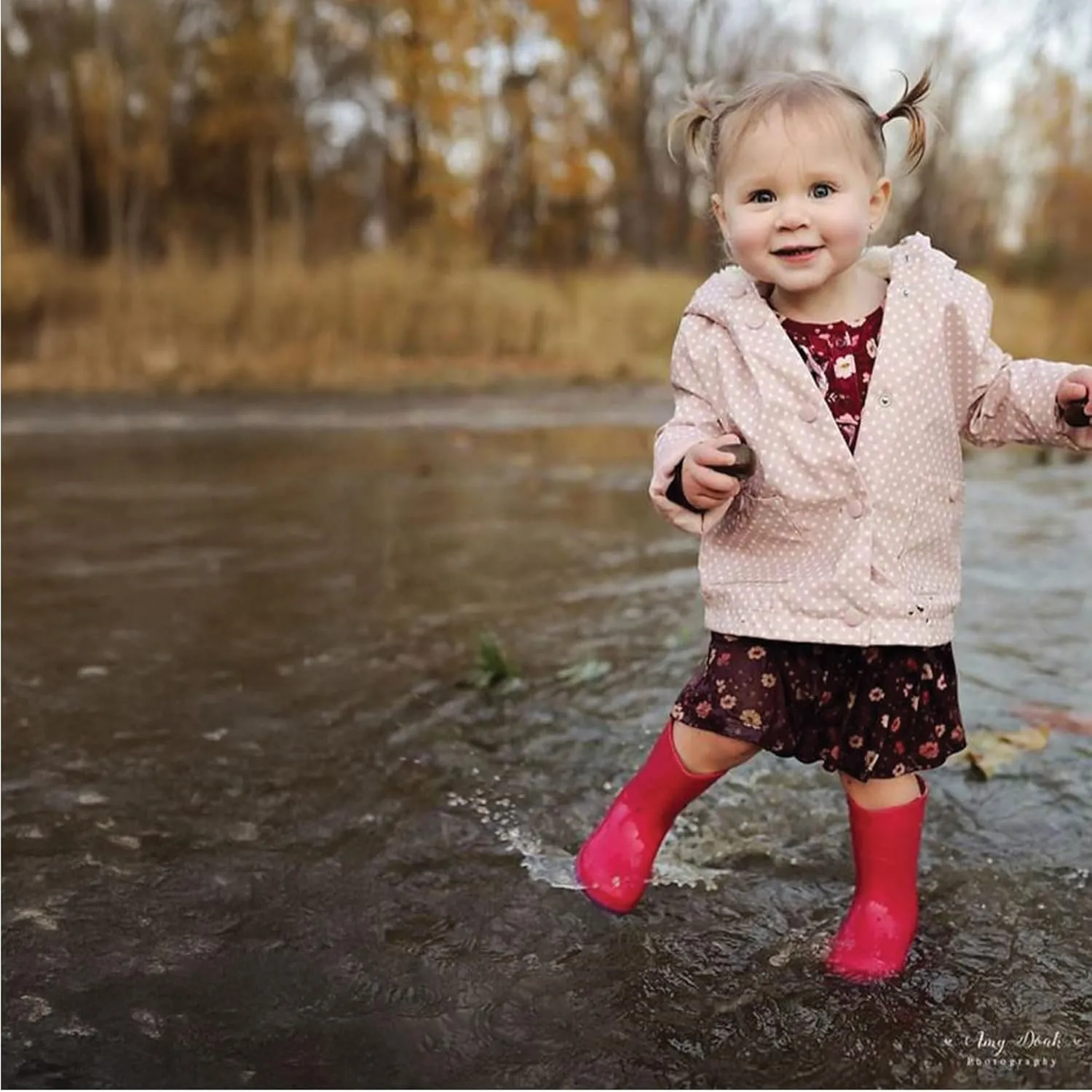 Western Chief Girl's Glitter Waterproof Rain Boot with Easy Pull on Handles, Perfect Lightweight Rain Boots for Kids