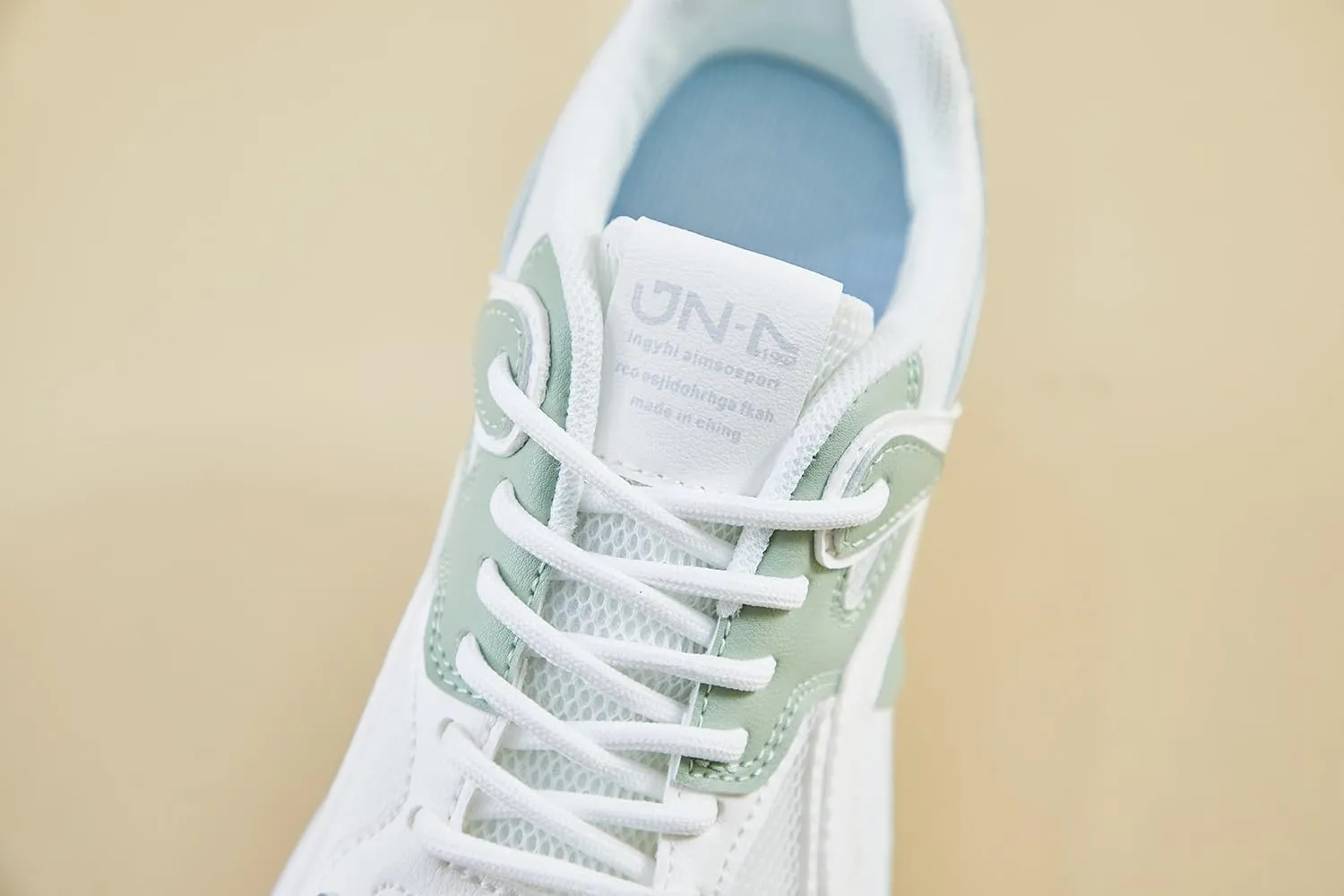 Women's Breathable Platform Sneakers Lightweight Comfort Non-Slip Walking Shoes Campus Mall Travel