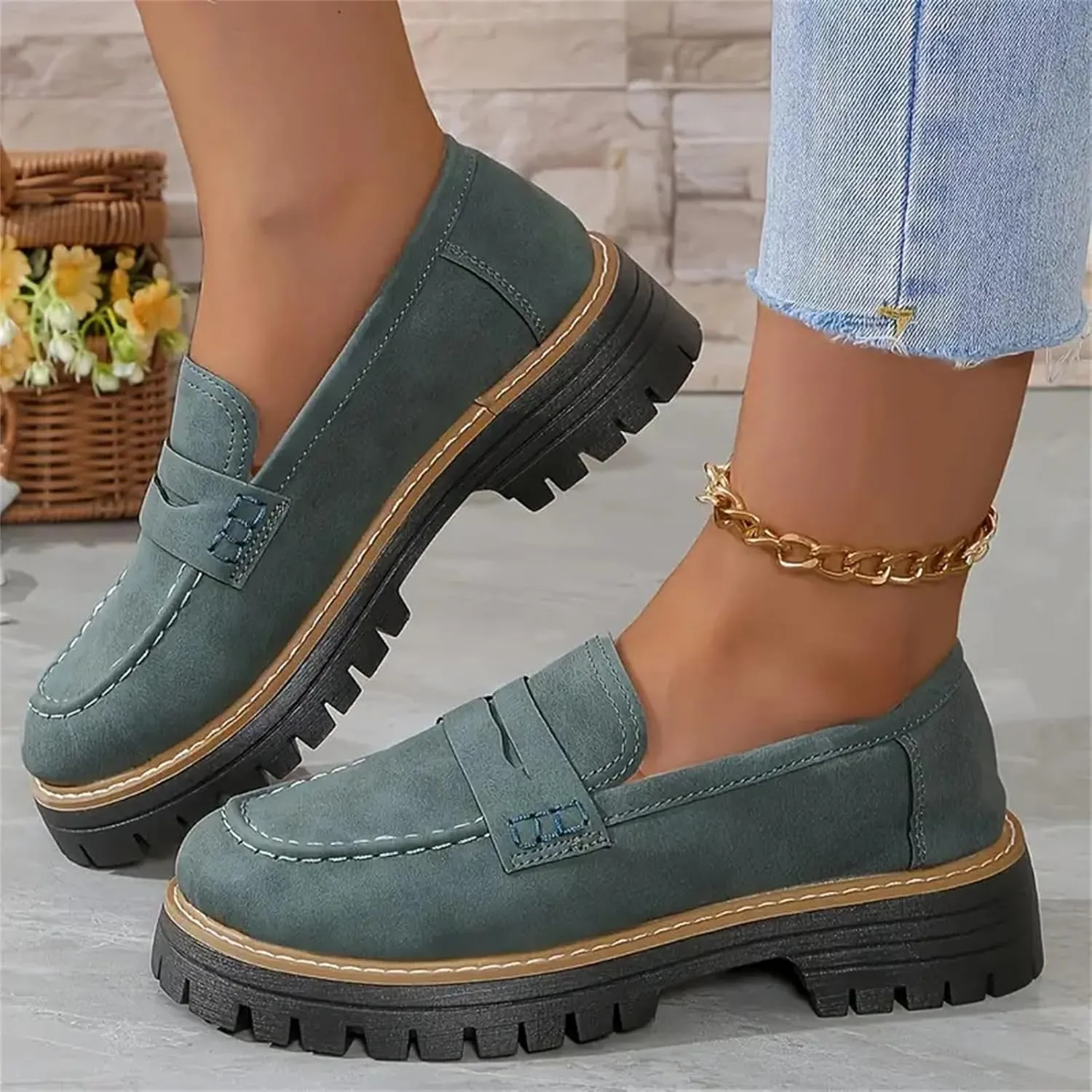 Womens Loafers Shoes Platform Chunky Penny Loafer Lug Sole Wide Width Comfortable Slip On Chunky Shoes for Women Work Office Business Casual Dress Shoe Walking Dresses Trendy Flats Loafer Sneakers