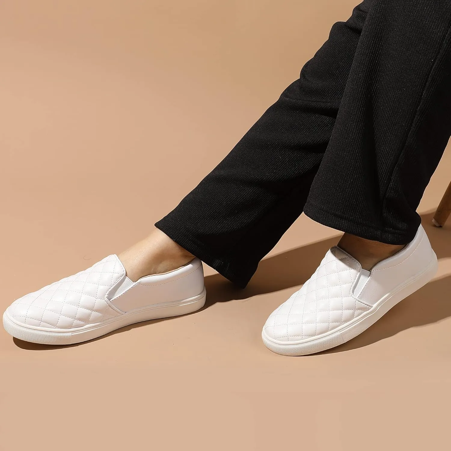 Womens Slip On Shoes PU Leather Black White Brwon Casual Walking Shoes Low Top Sneakers for Women