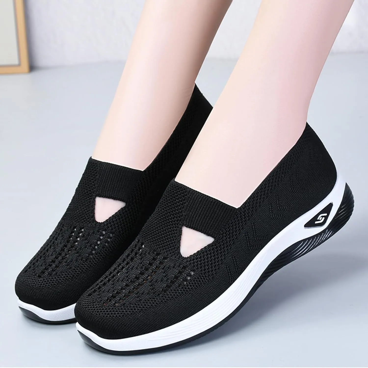 Women's Walking Shoes Orthotic Walking Sneakers Wide Width Non-Slip Sneakers Adjustable Breathable Platform Mesh Sandals